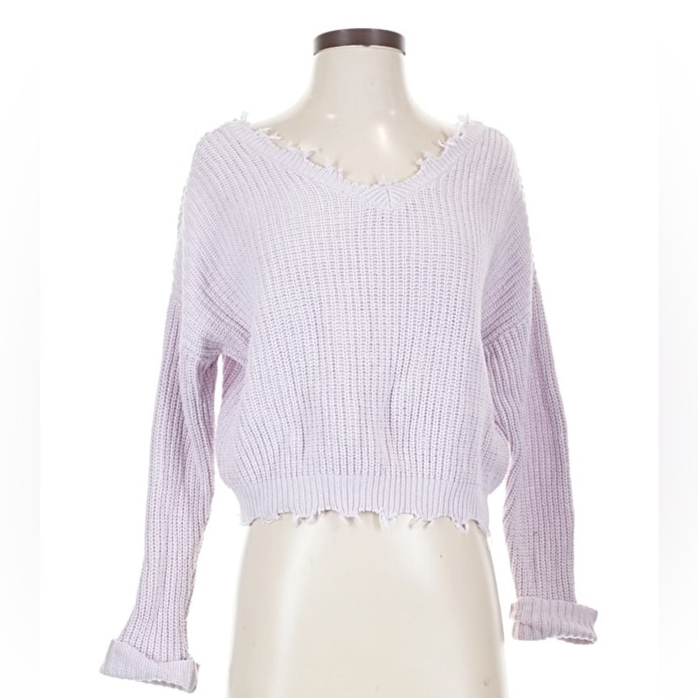 jessica simpson cropped lilac sweater. barely worn and is super soft. size S